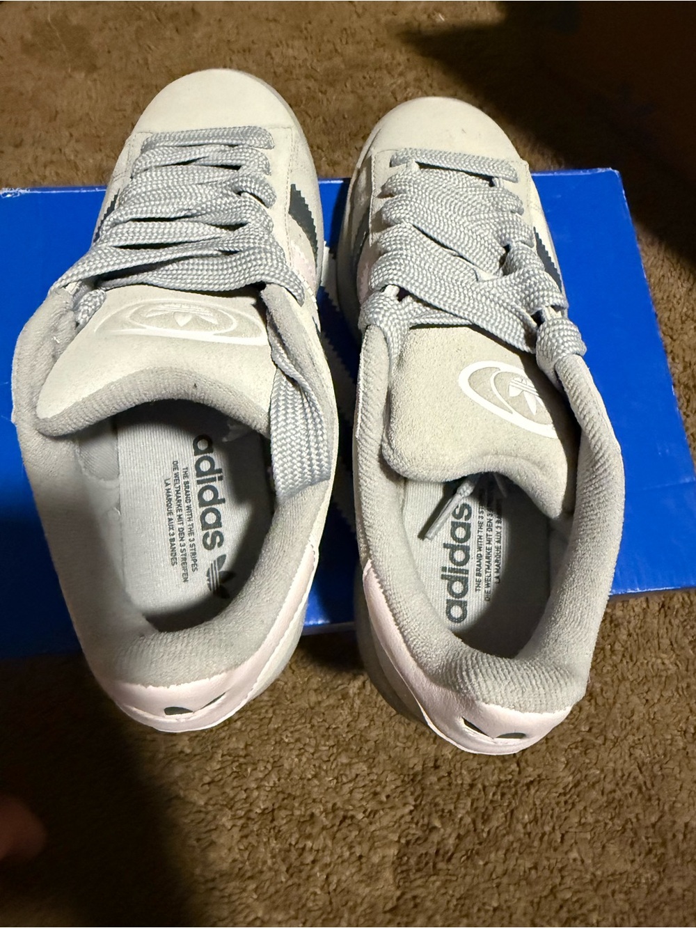 New adidas courts. ( please read notes) - Picture 4 of 6